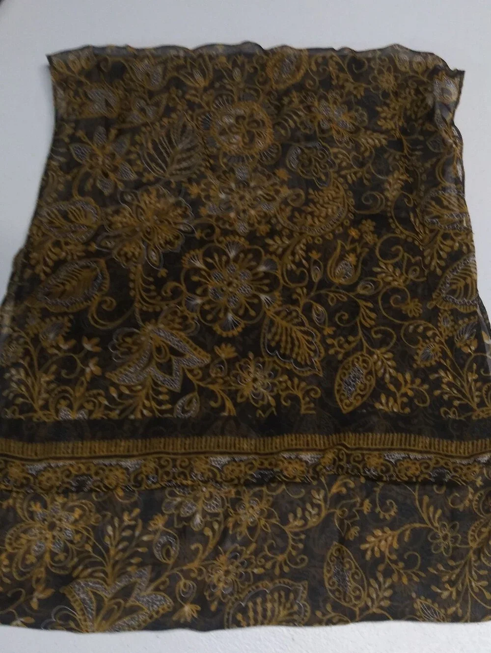 Tahari black gold